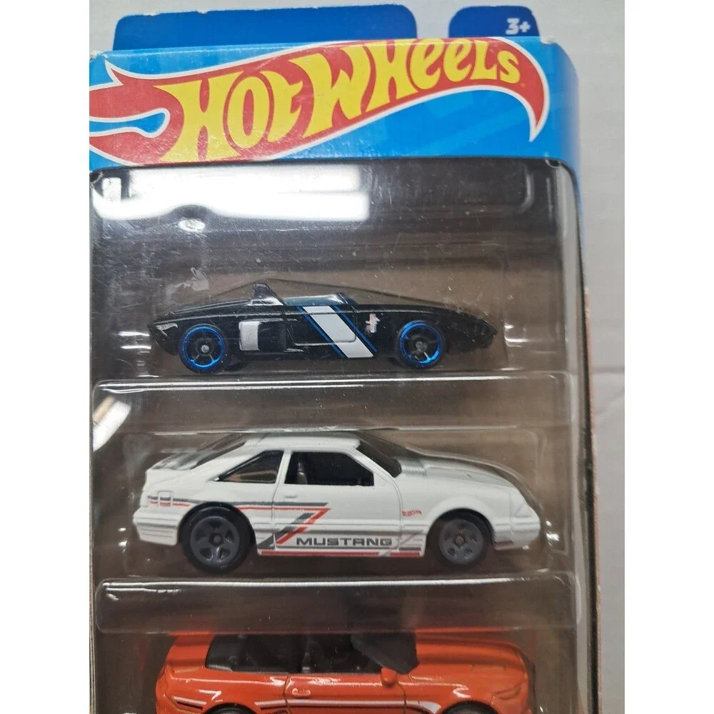 Hot Wheels Ford Mustang 1:64 Diecast Car 5-Pack Multicolor Set